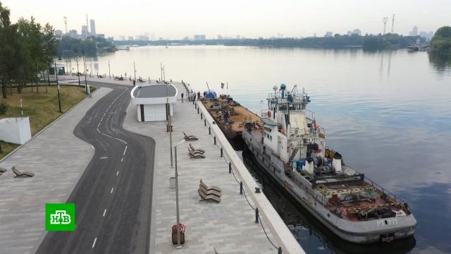 На реках Москвы собрали 470 тонн плавающего мусора.ЖКХ, Москва, мусор, реки и озера.НТВ.Ru: новости, видео, программы телеканала НТВ