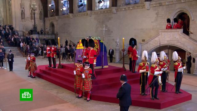 В Великобритании завершилась публичная церемония прощания с Елизаветой II.Великобритания, Елизавета II, Лондон, монархи и августейшие особы, похороны.НТВ.Ru: новости, видео, программы телеканала НТВ