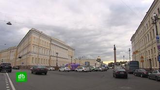 Военнослужащие ЗВО просят льготу для парковки у Дворцовой площади