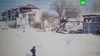 Момент взрыва пятиэтажки на Сахалине попал на видео