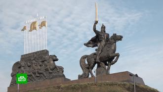 ВСУ уродуют и уничтожают, Россия ремонтирует и строит: в ЛНР восстановили памятник князю Игорю