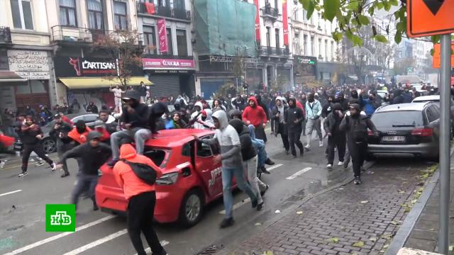 Погромы на улицах Брюсселя: как фанаты сборной Марокко отметили победу над Бельгией.Бельгия, беспорядки, фанаты, футбол.НТВ.Ru: новости, видео, программы телеканала НТВ