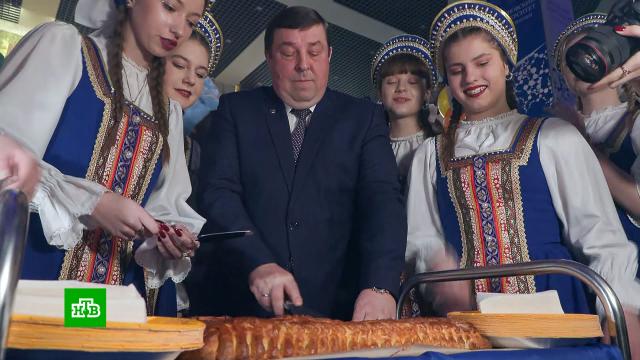 Студенты Сеченовки отметили Татьянин день раздачей пирогов.Москва, вузы, молодежь, торжества и праздники.НТВ.Ru: новости, видео, программы телеканала НТВ