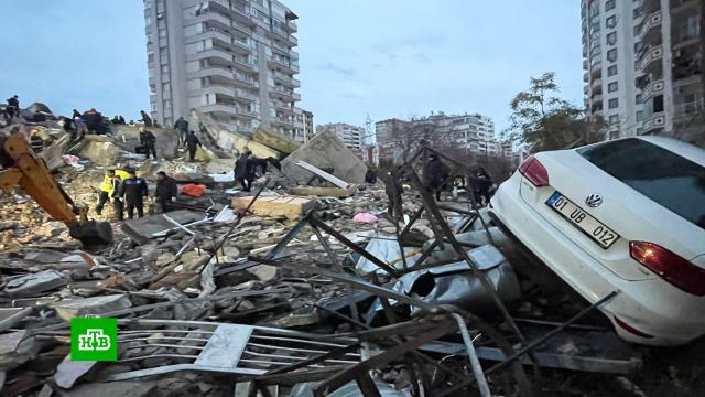 Землетрясение в Турции: под завалами могут находиться тысячи человек.Турция, землетрясения, стихийные бедствия.НТВ.Ru: новости, видео, программы телеканала НТВ
