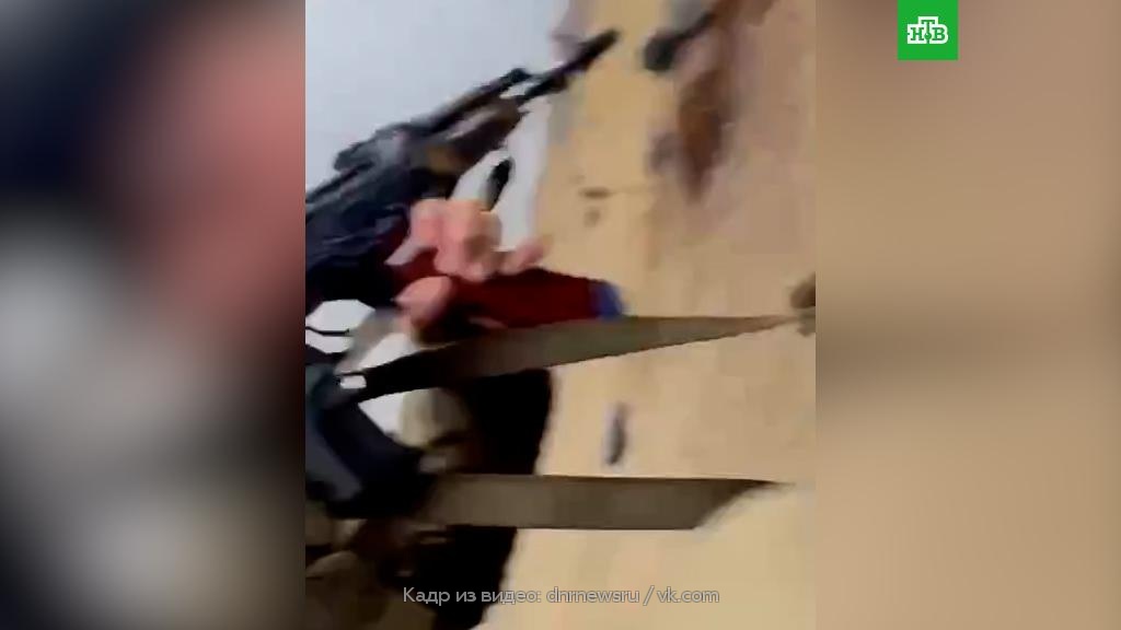 Охлобыстин попал под обстрел в донбассе. Актер погибший на украине. Иван охлобыстин на донбассе. Помилование 2020 фильм. Корреспонденты на донбассе.