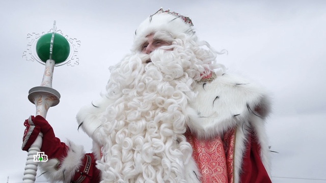 Горячий прием и сюрпризы на льду: Дед Мороз привез в Челябинск море чудес и сыграл в хоккей.НТВ.Ru: новости, видео, программы телеканала НТВ