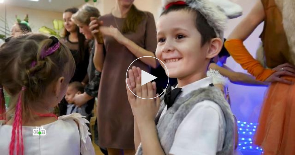 Новогоднее путешествие в Казани: подарки для детей и песенка на татарском для Деда Мороза